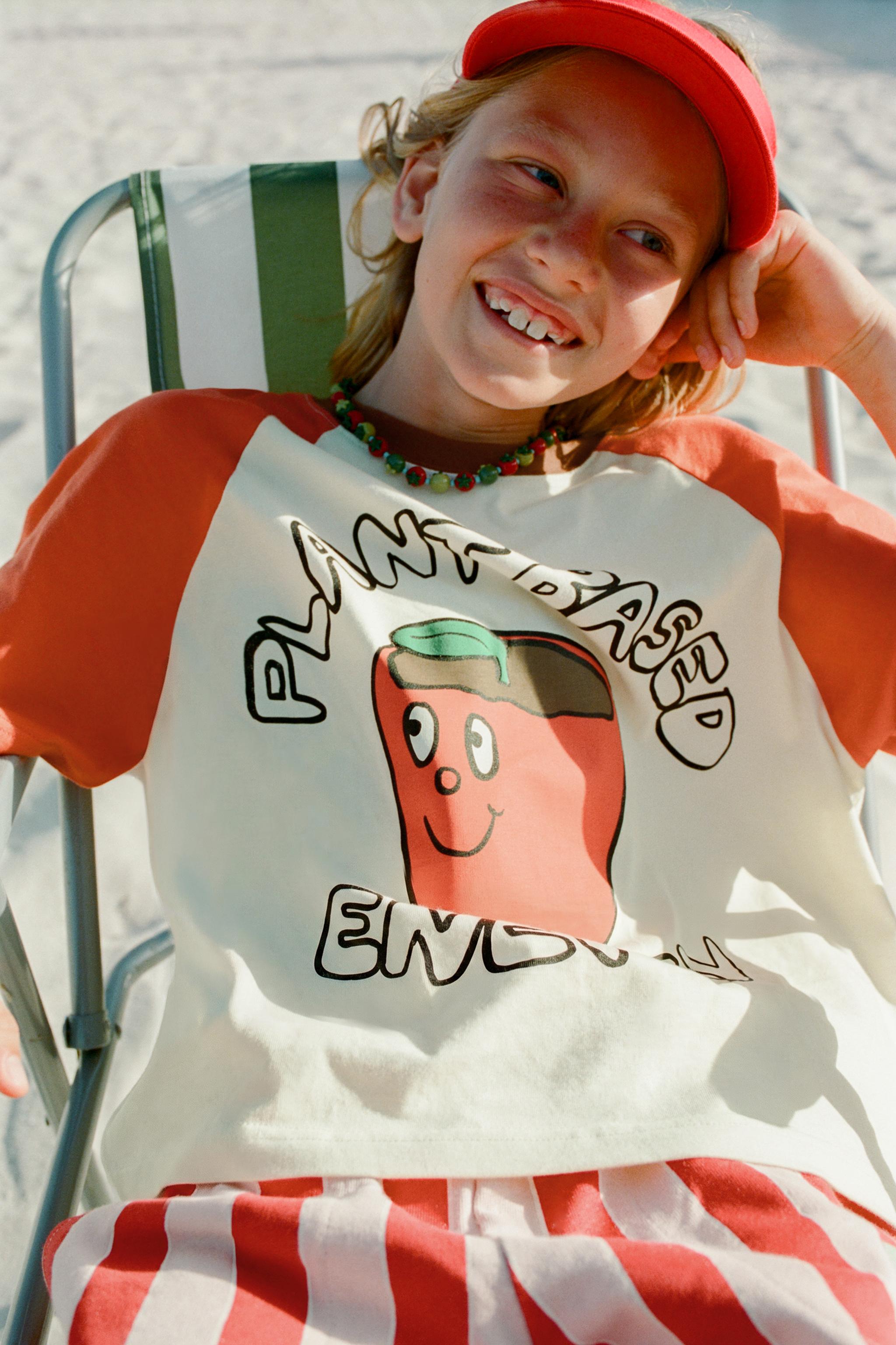 RAGLAN SLEEVE PRINTED T-SHIRT